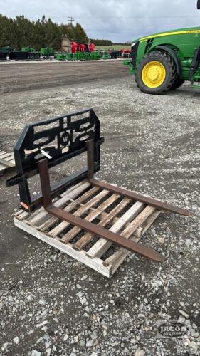 WALCO 2000LB PALLET FORKS - NEW/UNUSED
