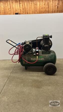 FARM HAND 20 GALLON 2 H.P AIR COMPRESSOR