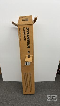 APPROX.25 SYLVANIA T8 LIGHT BULBS 48IN LONG