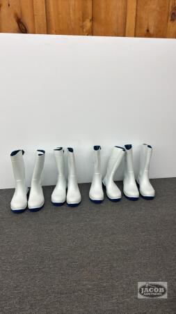 (4) PAIRS OF TORENNA SIZE 12 RUBBER BOOTS