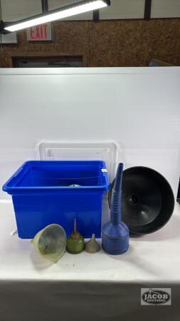 ASSORTMENT OF FUNNELS & (2) FILTER WRENCHES