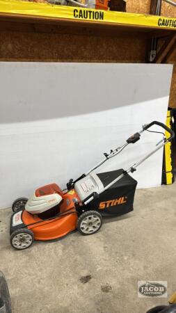 STIHL RMA510 PUSH MOWER & BAGGER
