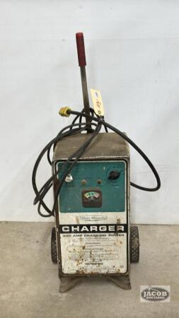SILVER BEAUTY CHARGER