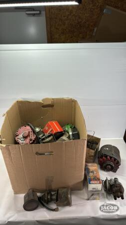 ASSORTED LOT OF AUTOMOTIVE PARTS