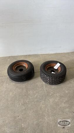 PAIR OF MISMATCHED 20X8-10 TIRES ON RIMS