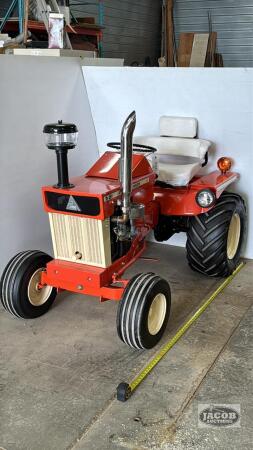 CUSTOM ALLIS CHALMERS D21 GAS RIDING TRACTOR