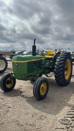 JOHN DEERE 2130 DIESEL TRACTOR