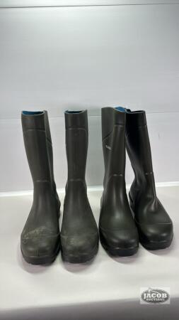 (2) TORENNA SIZE 14 STEEL TOE RUBBER BOOTS