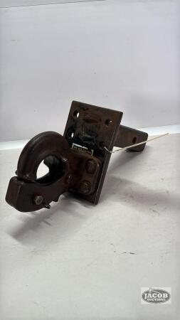 HEAVY DUTY PINTLE HITCH