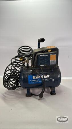MASTERCRAFT 2 GALLON AIR COMPRESSOR