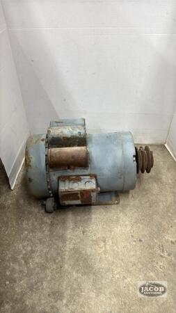 5HP LEESON ELECTRIC MOTOR