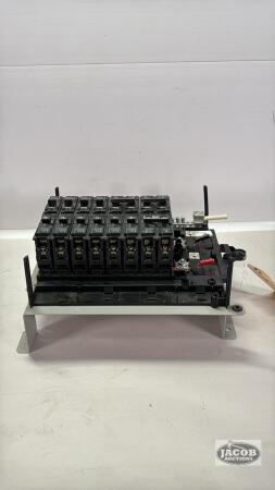 QUANTITY OF SIEMENS PUSH ON BREAKERS