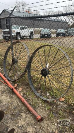 PAIR OF 46IN STEEL WHEELS