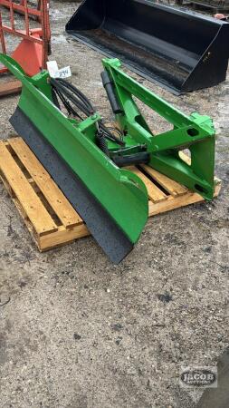 HLA 66IN HYDRUALIC ANGLE BLADE