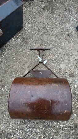 24IN X 18IN MANUAL ROLLER