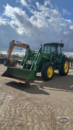 JOHN DEERE 7710 MFWD DIESEL TRACTOR WITH LOADER