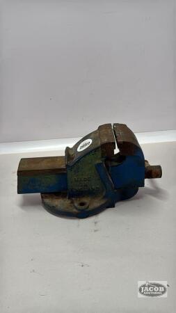2.5IN NO.0 BENCH VISE