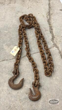 12FT 1/2IN CHAIN WITH 2 HOOKS