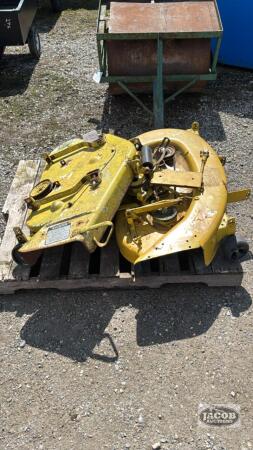 2 JOHN DEERE 38IN MOWER DECKS