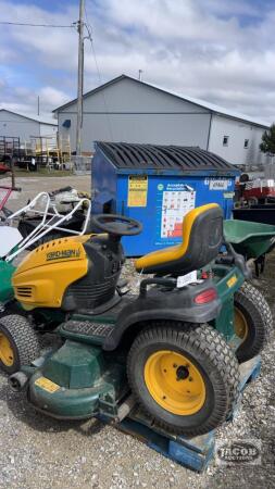 YARDMAN LAWN TRACTOR AS IS