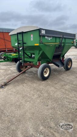 MARKET 2900 GRAVITY WAGON