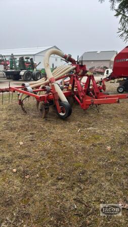NUHN 10-SHANK MANURE INJECTOR