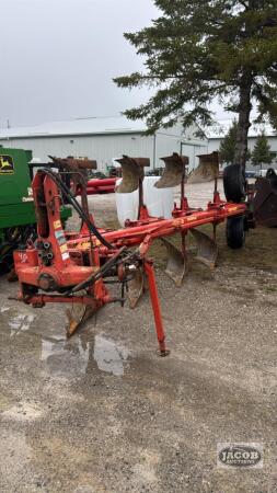 NIEMEYER DELTA 3 VARIANT 3PTH ROLLOVER PLOW