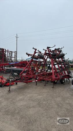 CASE IH 4800 VIBRA-SHANK 32FT CULTIVATOR