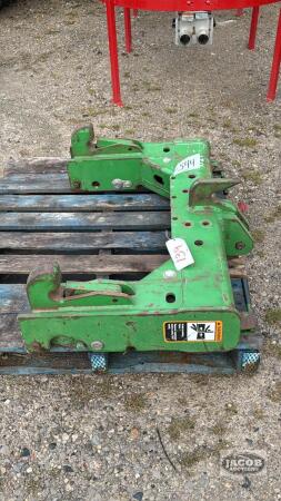 JOHN DEERE QUICK HITCH