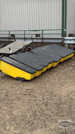 (10) JOHN DEERE SEED BOXES