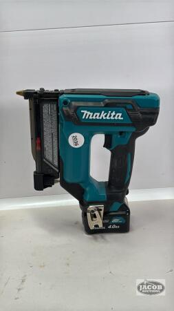 MAKITA 12V NAILER, 1 BATTERY, NO CHARGER