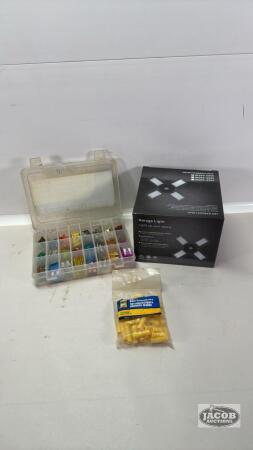QUANTITY OF AUTOMOTIVE FUSES AND GARAGE LIGHT