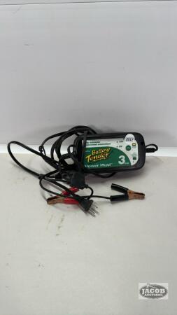 3 AMP BATTERY TENDER