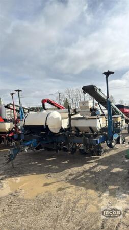 KINZE 6 ROW DOUBLE FRAME PLANTER