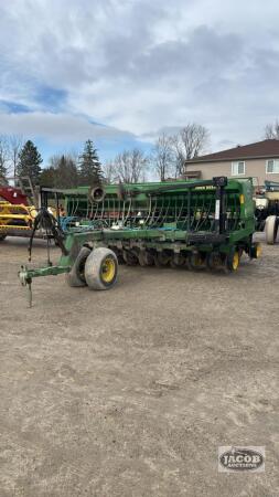 JOHN DEERE 750 15FT NO-TILL SEED DRILL