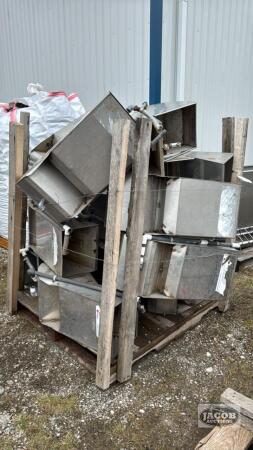 APPROX. (15) SINGLE WET DRY FEEDERS
