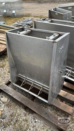 (2) DOUBLE SIDED WEANER PIG FEEDERS