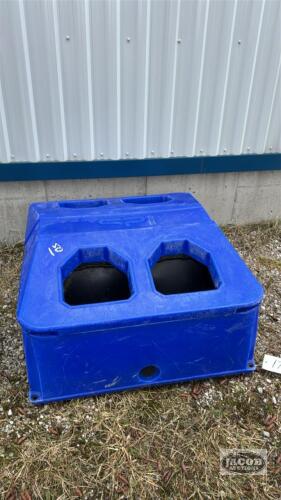 4 OPENING BLUE SPI POLY WATER DRINKER