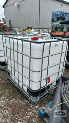 1000L POLY TOTE IN FRAME