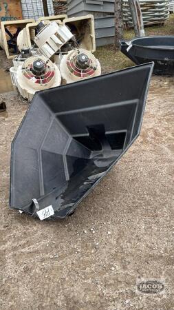 POLY TRIANGULAR AUGER BOOT