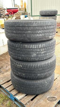 (4) MICHELIN 275/55R20 TIRES ON 6 BOLT RIMS