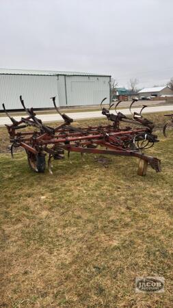 INTERNATIONAL 45 VIBRA-SHANK 18FT CULTIVATOR