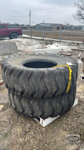 PAIR OF USED PRIMEX 17.5-25 TIRES