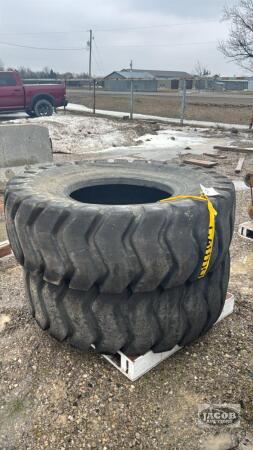 PAIR OF USED PRIMEX 17.5-25 TIRES