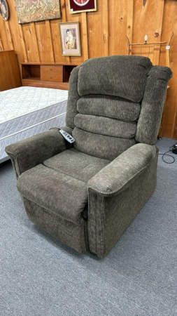 Power Lift Recliner Chair with Massage & Heat