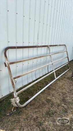 STEEL GATE