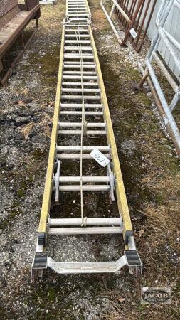 FEATHERLITE FIBREGLASS 24FT EXTENSION LADDER