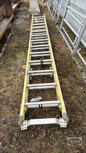 FEATHERLITE FIBREGLASS 24FT EXTENSION LADDER