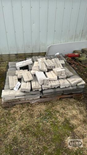 QTY OF FUSION STONE ON SKID IN FAWN COLOUR