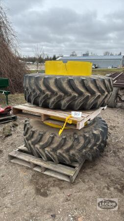 PAIR OF FIRESTONE 16.9R30 RADIAL DUALS W/HARDWARE